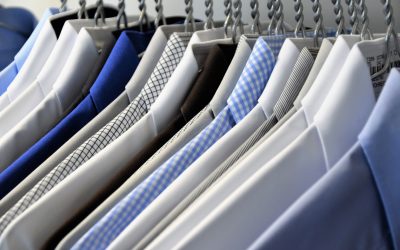 Atasi Kusut Pada Kemeja Dengan Tiga Bahan Sederhana!