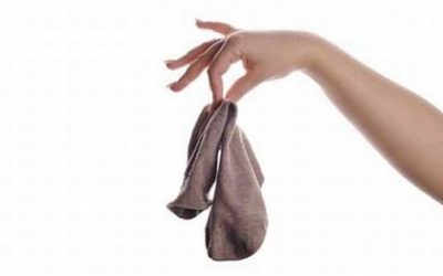 5 Tips Jitu Menghilangkan Bau Pada Kaos Kaki